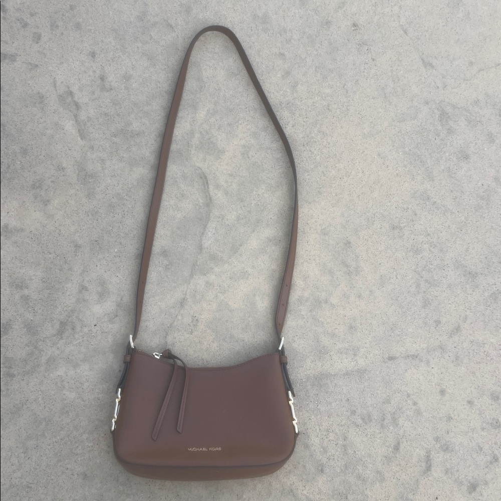 Michael Kors Cognac Pebbled Leather Gold Hardwear Small Crossbody Purse - Picture 3 of 9